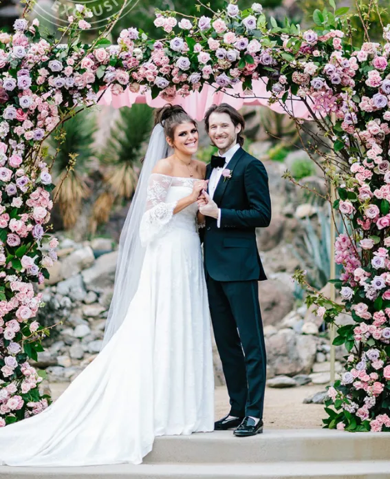 Inside the Wedding of Jessica Tarlov and Her Husband Brian McKenna Love Story, Family, Career & More (2025 Guide)