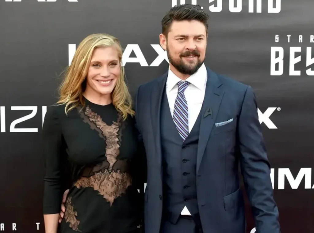 Katee Sackhoff Height – Complete Biography, Career, Net Worth, Lifestyle & Future Prospects (2025 Updated Guide)